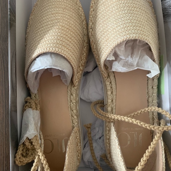 Jennifer Lopez espadrilles - Picture 6 of 6